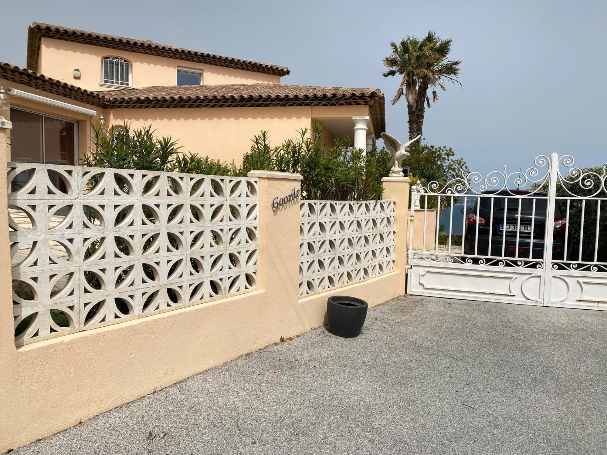 Villa Goonie Les Issambres Exteriör bild
